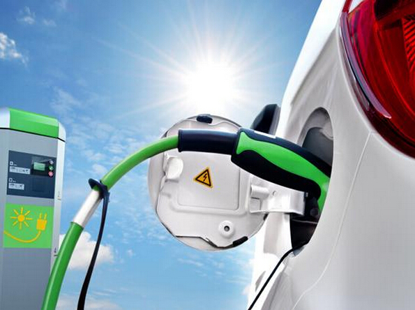 汽車行業(yè)新模式：電動化、網(wǎng)聯(lián)化，輕量化、共享化、終端化